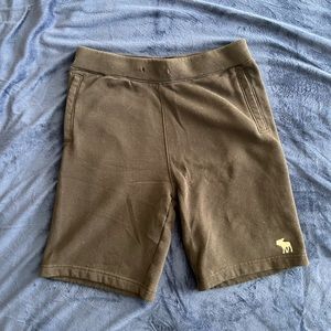 Abercrombie kids fleece shorts size 15/16